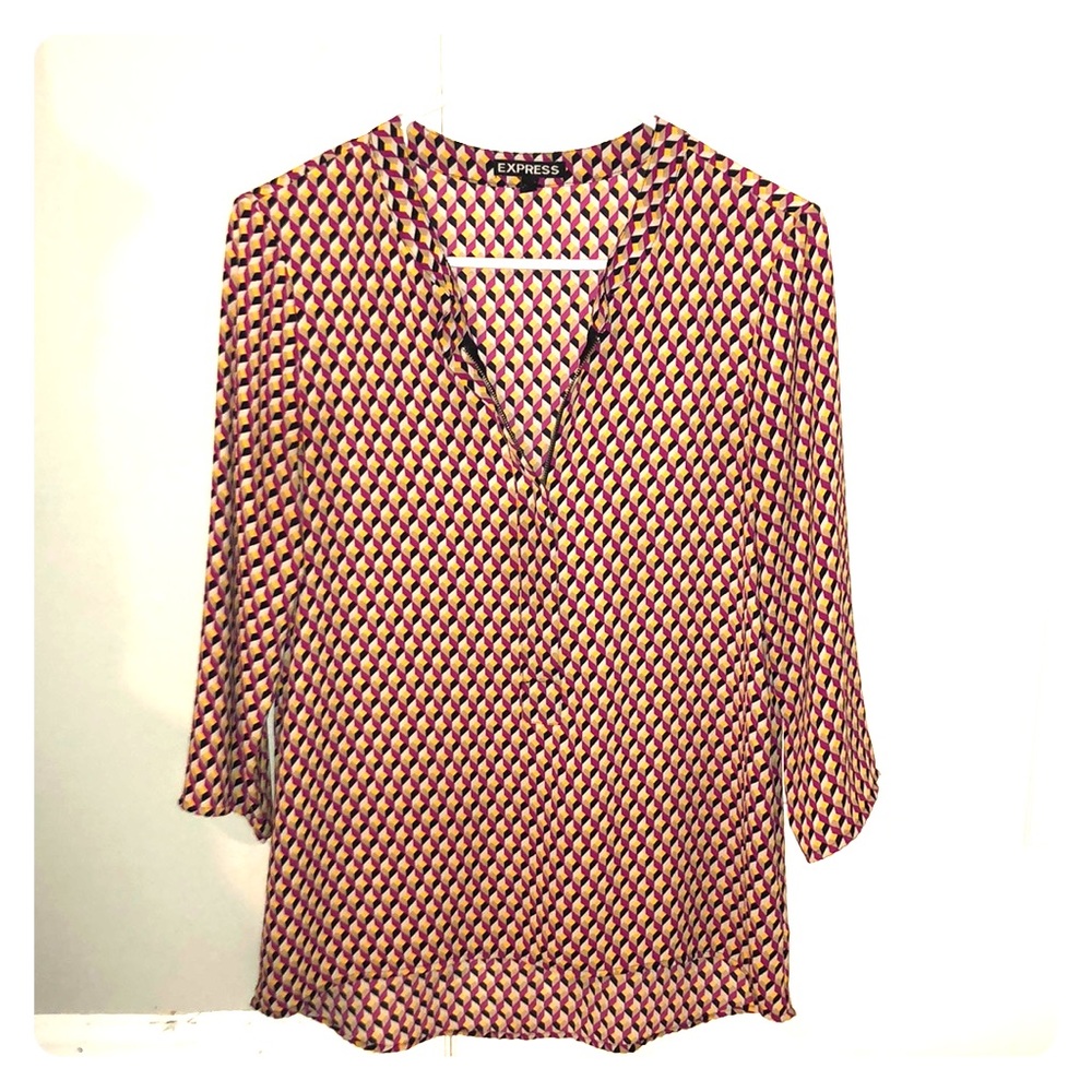 Beautiful 100% Polyester Blouse!